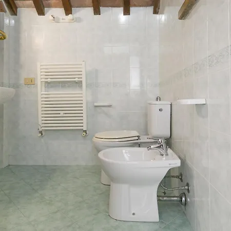 Il Pino - Alloro Agroturismo *