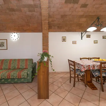 Alloggio per agriturismo Il Pino - Alloro Cecina (Livorno)