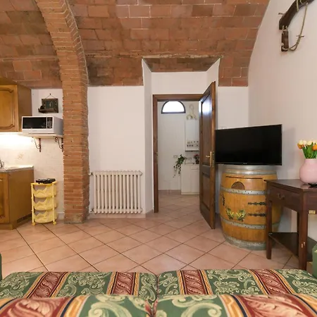 Alloggio per agriturismo Il Pino - Alloro *